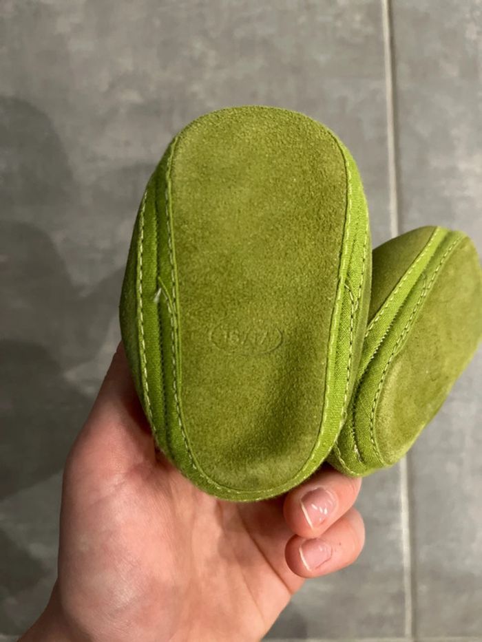 Chaussure pour bébé kaki fleuri - photo numéro 3
