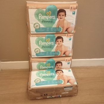 Lot Pampers harmonie taille 3(168 couches)