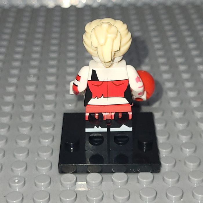 Minifigure / Figurine 🏨 Série Animation - Hazbin Hôtel 🛎 Cherri Bomb - photo numéro 3