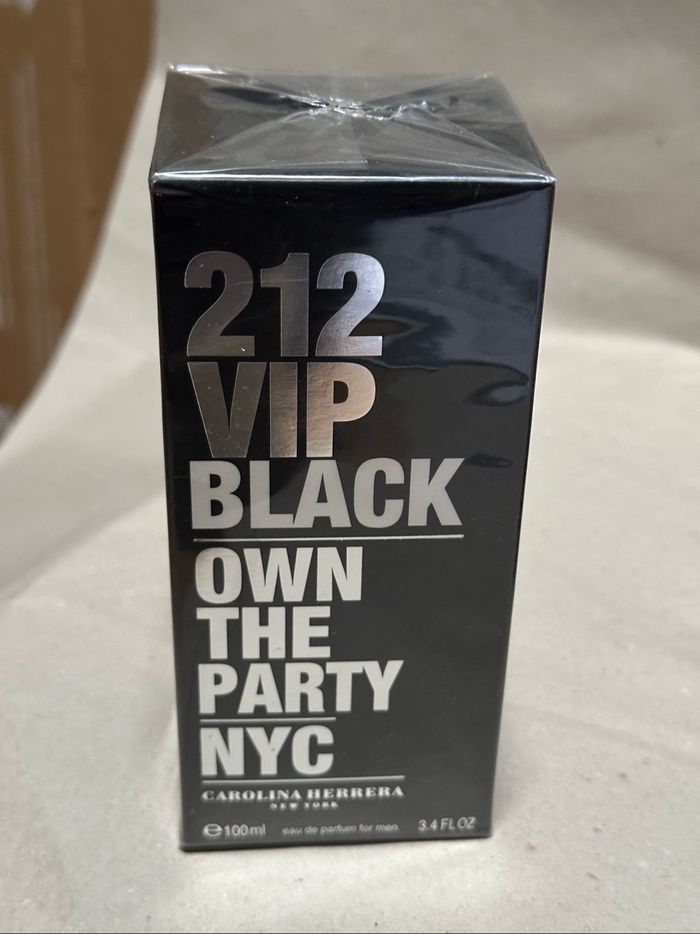 Parfum Vip 212 black