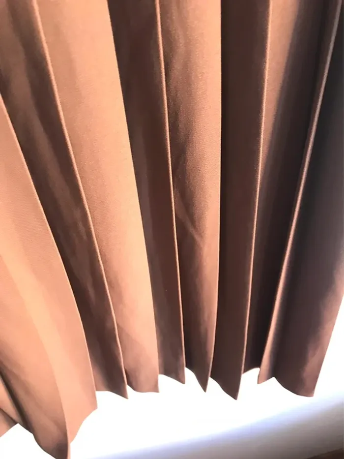 Jupe plissée marron taille 34 Signée Incognito - photo numéro 7