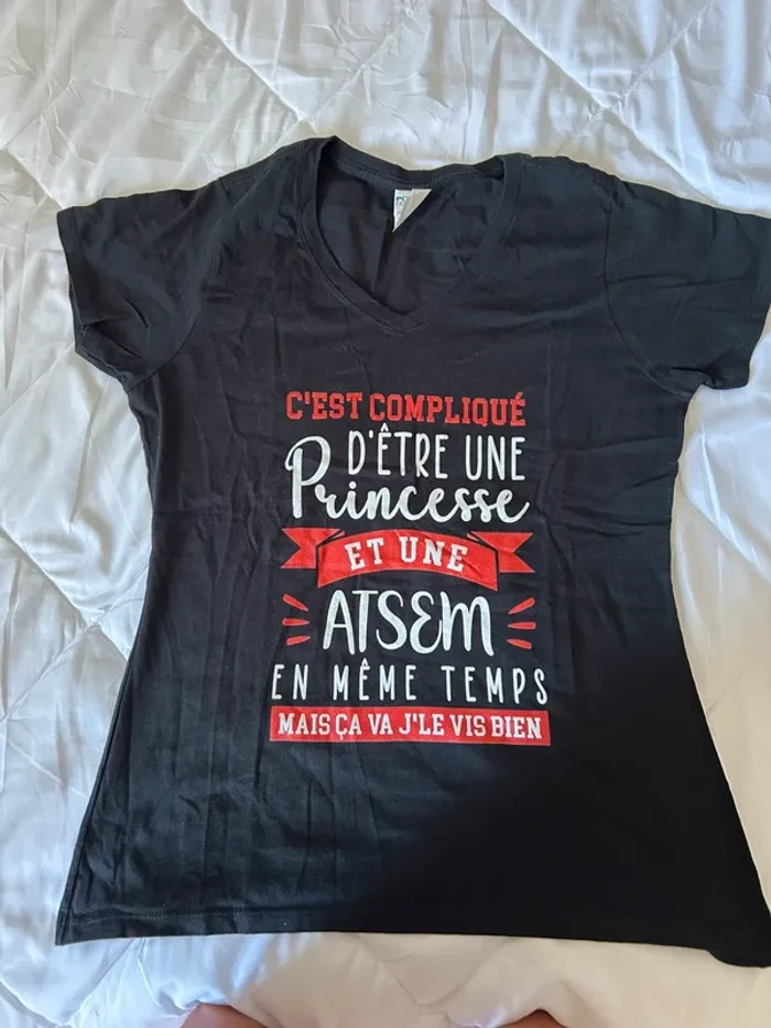 Tee shirt