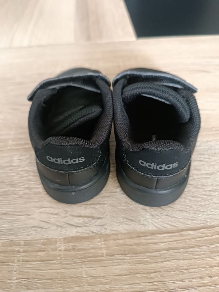 Chaussure Adidas - photo numéro 2