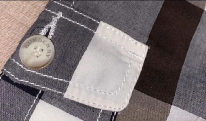 Short Burberry taille 9 mois - photo numéro 4
