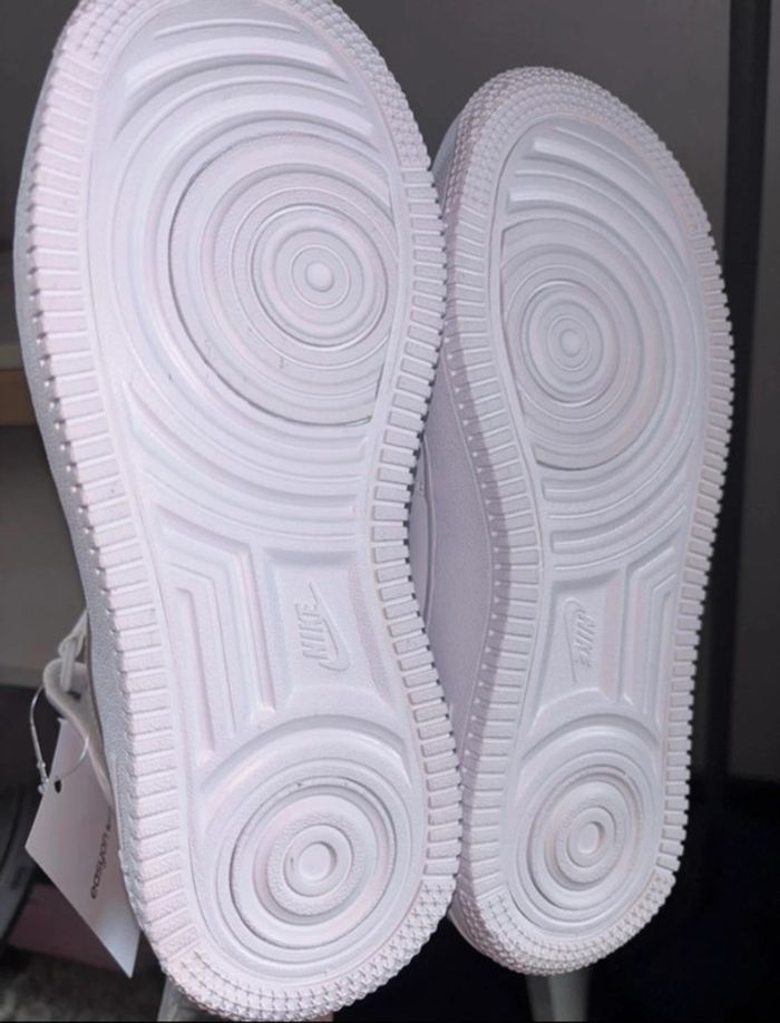 Nike Air Force 1 Mid P.38,5 Neuves unisex - photo numéro 8