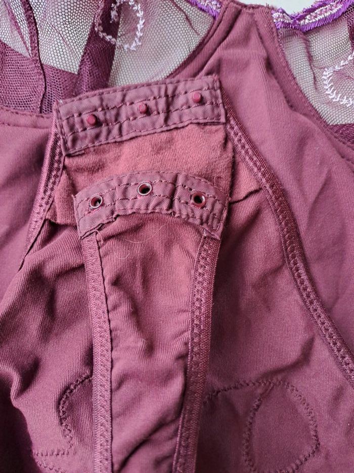 Body brodé taille M - photo numéro 2