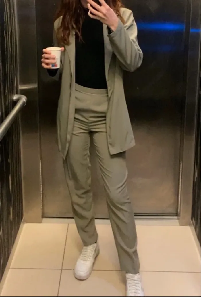 Ensemble blazer gris - photo numéro 10