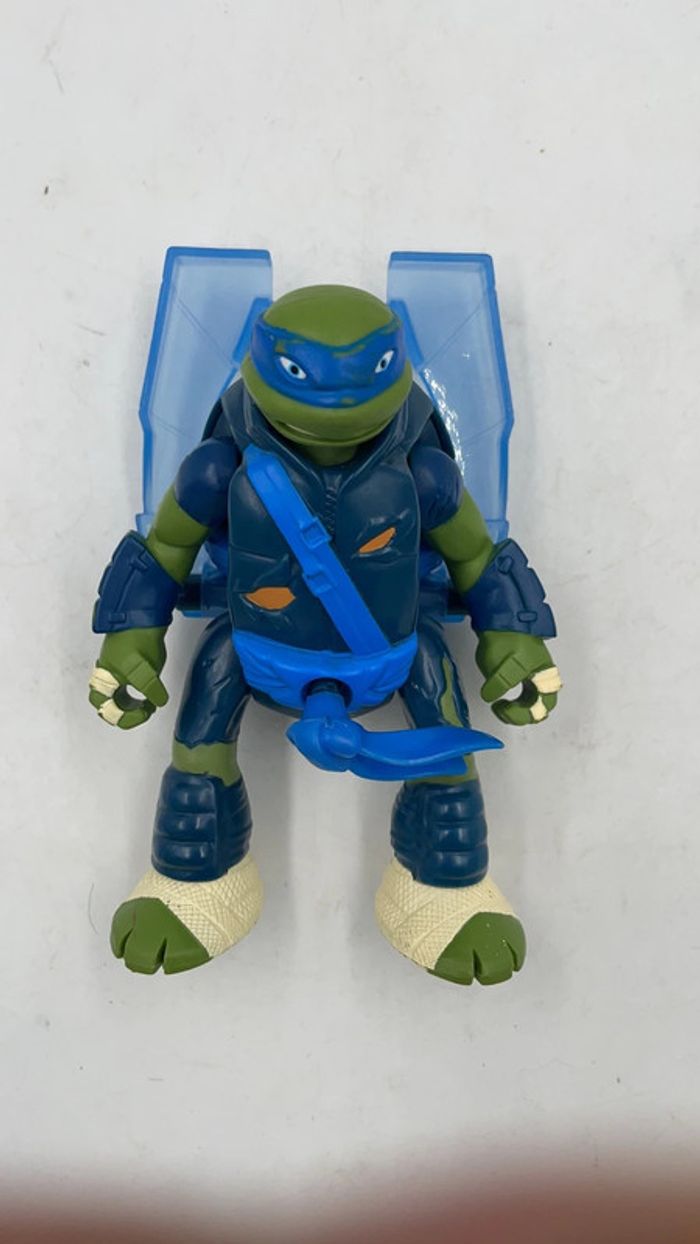 Figurine TMNT Teenage Mutant Ninja Turtles Leonardo Throw N Battle 2013 Playmates Toys - photo numéro 7