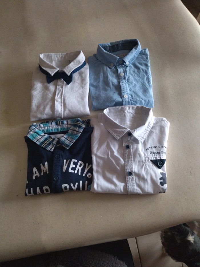 Lot de 4 chemises manches longues. Taille 2/3 ans Très bon état