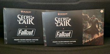 Lot 2 Secret Lair Promo: Silver Shroud Costume Foil Édition Fallout × Magic the Gathering