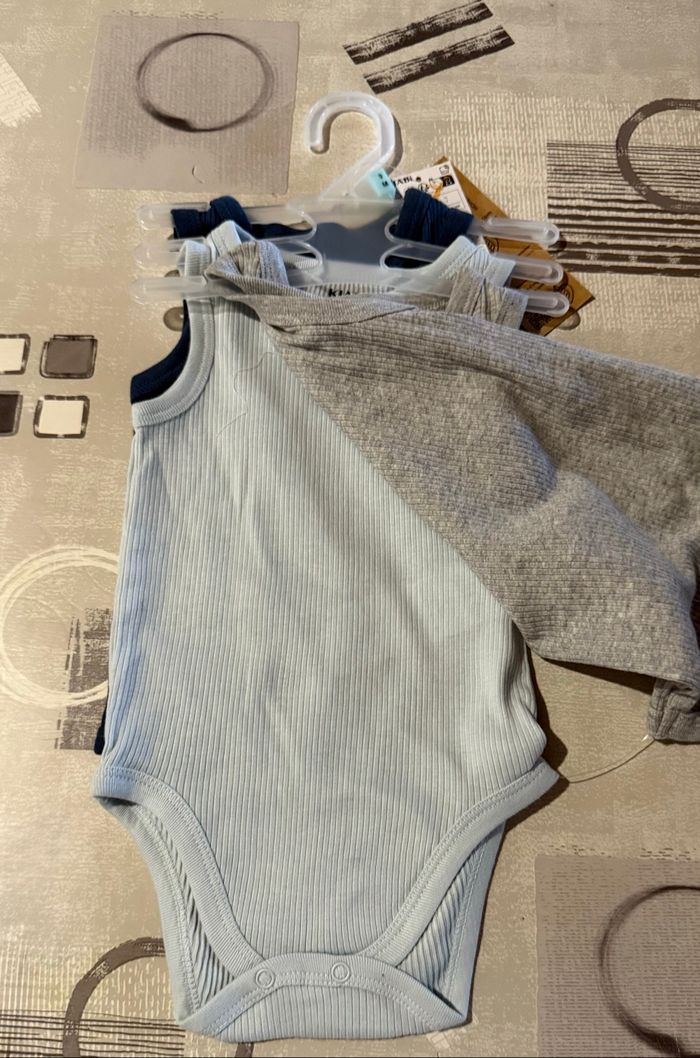 Lot de 3 body marcel - photo numéro 2