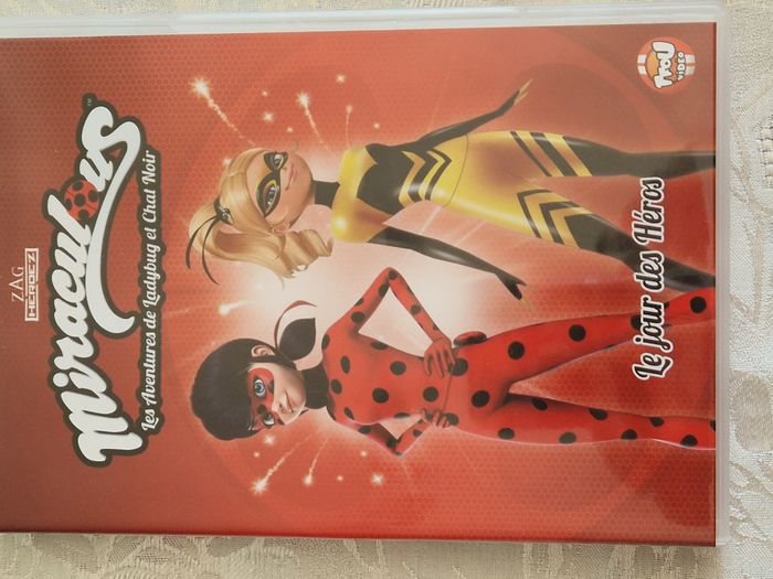 lot de 4 DVD Miraculous - photo numéro 2