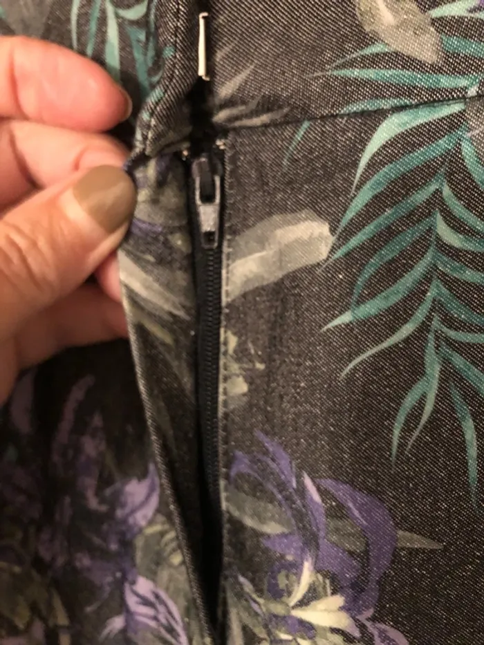 Pantalon à fleurs - photo numéro 4