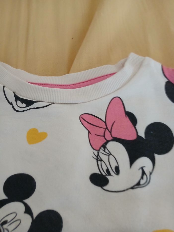 Lot de pulls Disney pour fille taille 4ans et taille 5ans pour fille - photo numéro 6