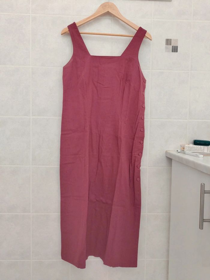 Robe en lin taille 42 très bon état - photo numéro 2