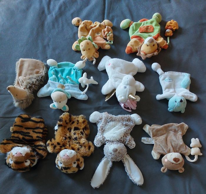 Lot 10 doudous marionnettes animaux - photo numéro 2