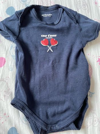 3 bodies manches courtes