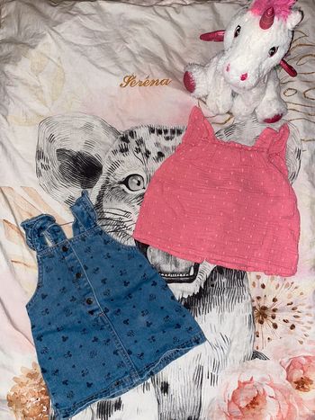 Ensemble robe en jeans et petit t-shirt léger, Disney/Zara, 3-6 mois.