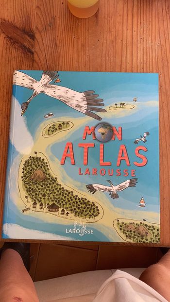 Livre »mon atlas larousse