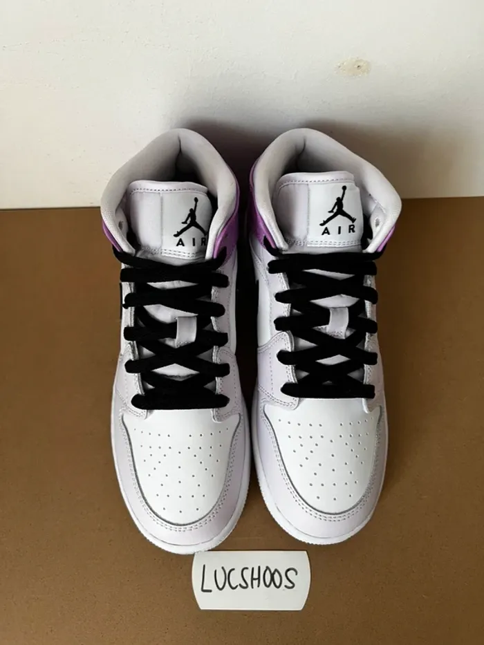 Nike Air Jordan 1 Mid Barely Grape - 38 - photo numéro 4