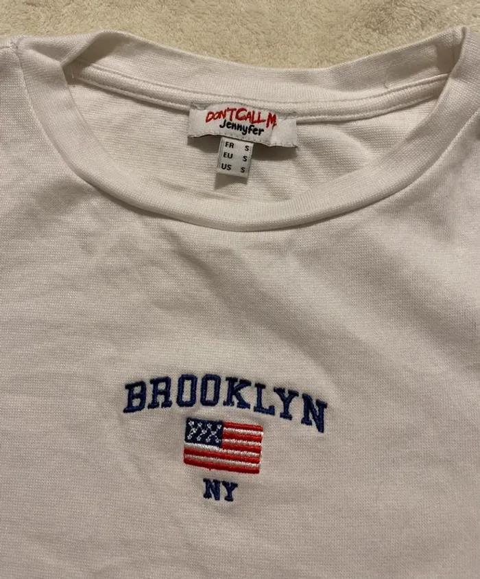 Pull blanc Brooklyn – Jennyfer – Taille S – Très bon état - photo numéro 3