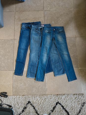Lot de 3 pantalons taille 38-39 (29)