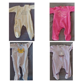 Lot de pyjama en 1 mois