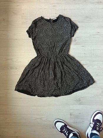Robe 14 ans fluide monoprix en très bon état frive