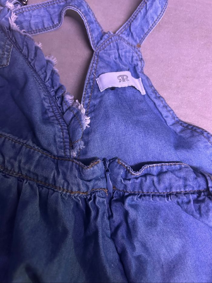 👗 Robe salopette en jean - photo numéro 4