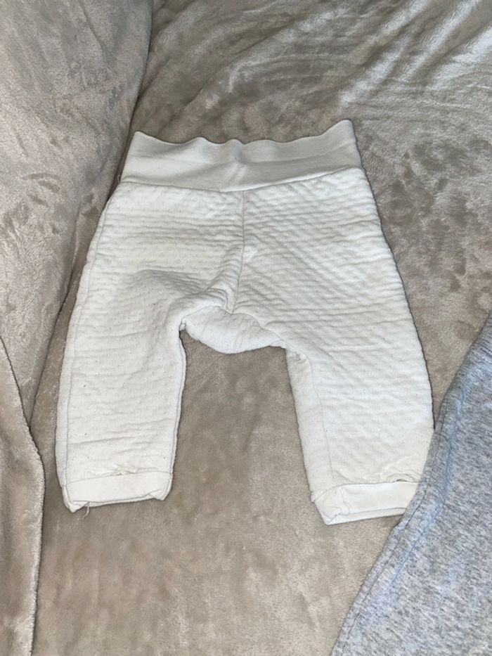 Lots 3 pantalons 6 mois - photo numéro 4