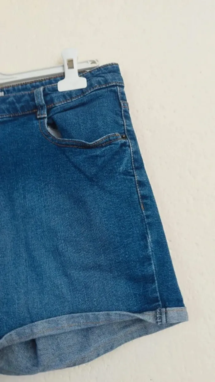 Short en jean - Denim - taille 42 - photo numéro 2
