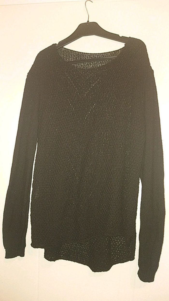 Pull noir