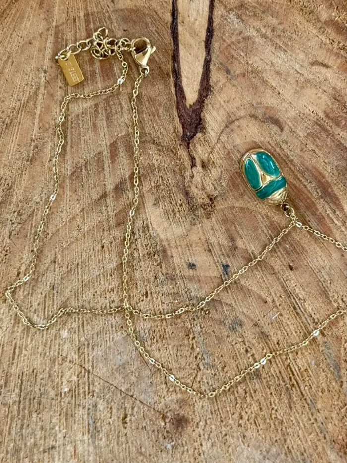 Collier chaîne acier inoxydable or réglable pendentif scarabée résine verte - photo numéro 6