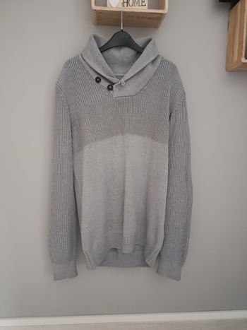 Pull Celio