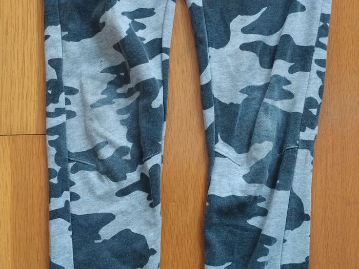 Pantalon jogging camouflage Zara 12 ans - photo numéro 3