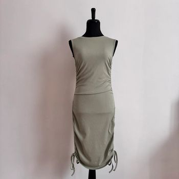 Robe moulante verte Romwe S 36