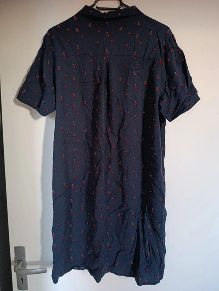 Robe manches courtes motif cerise Kiabi taille 44 - photo numéro 3