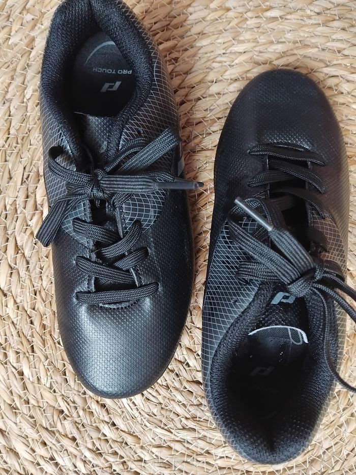 Chaussures foot Pro touch, neuf, taille 32 - photo numéro 3