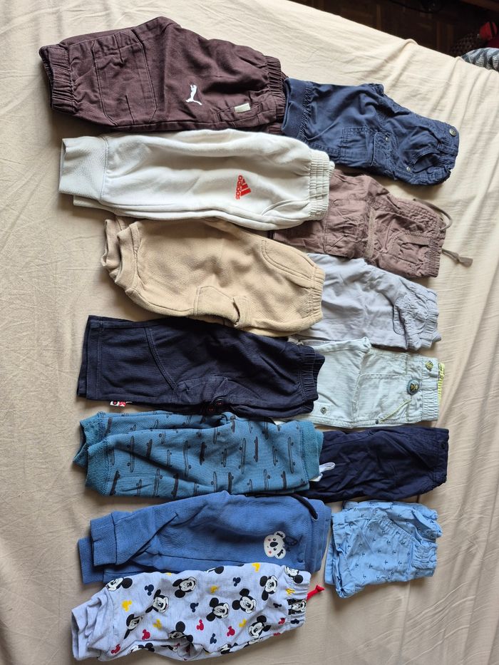 Lot de 45 vêtements 6mois garçon - photo numéro 3