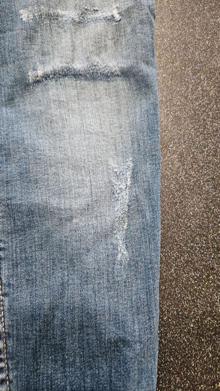 Jean bleu destroy - photo numéro 6