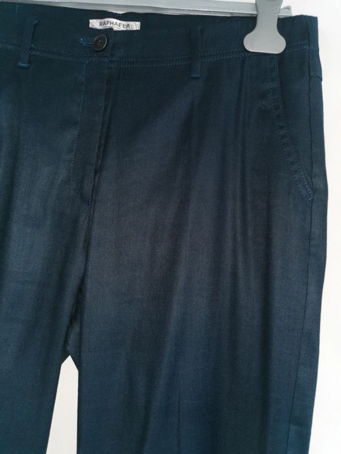 Pantalon slim bleu marine en lin Raphaela By Brax Taille 42 - photo numéro 2
