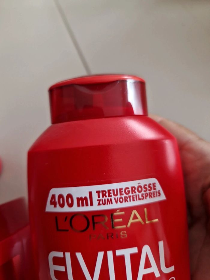 Shampoing et soins (4) spécial cheveux colorés. - photo numéro 9