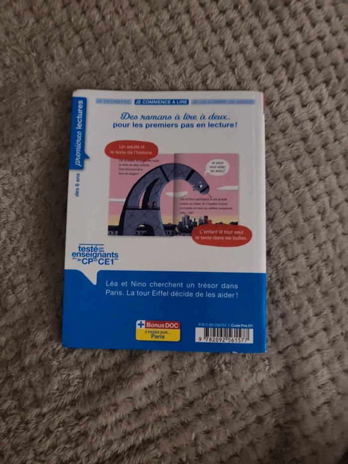 La tour eiffel se balade à Paris - photo numéro 2