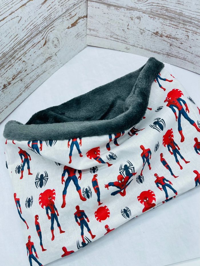 Tour de cou snood enfant Spiderman