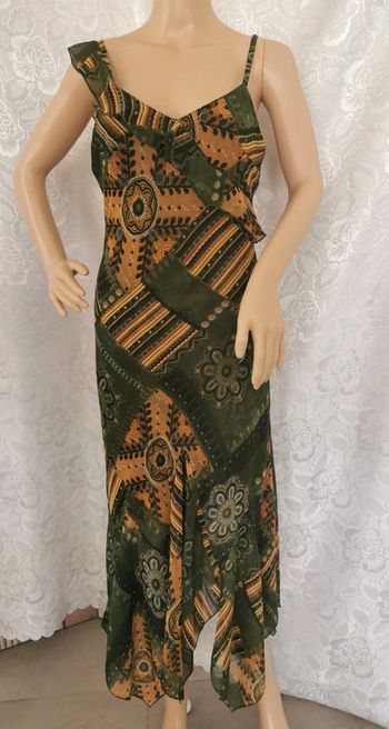 🌸Robe longue. Kaki. Ocre. Taille 38