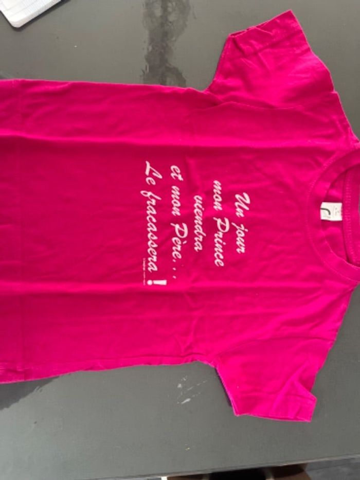 TEE shirt