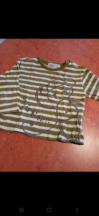T.shirt bébé taille 6 mois