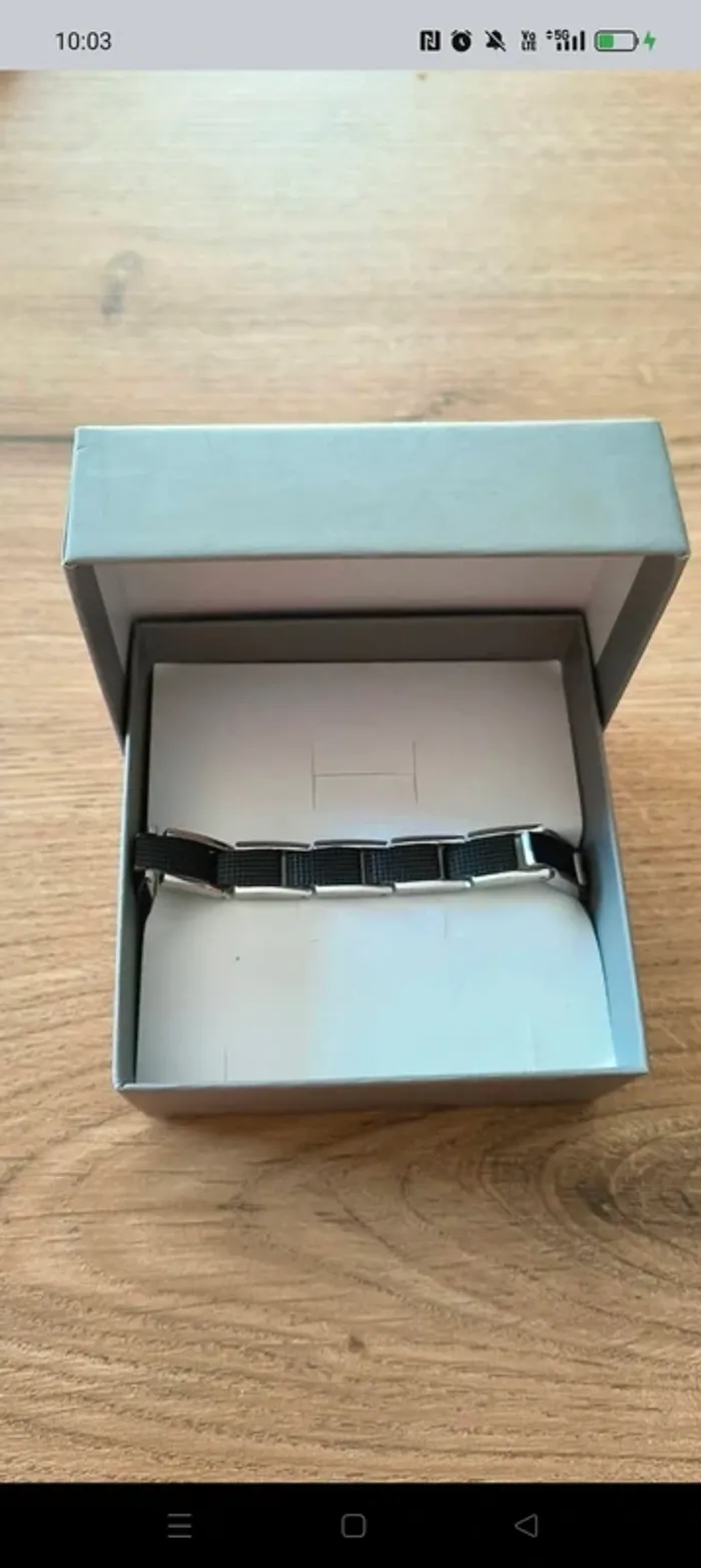 Bracelet neuf