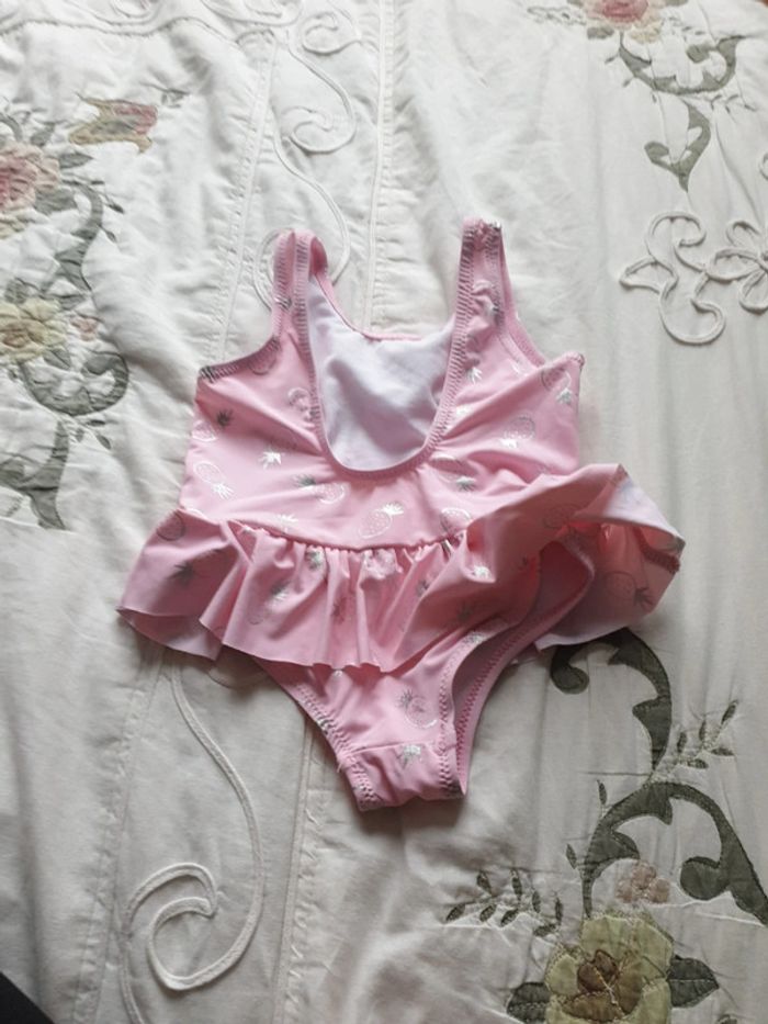 Maillot neuf 12 mois - photo numéro 2