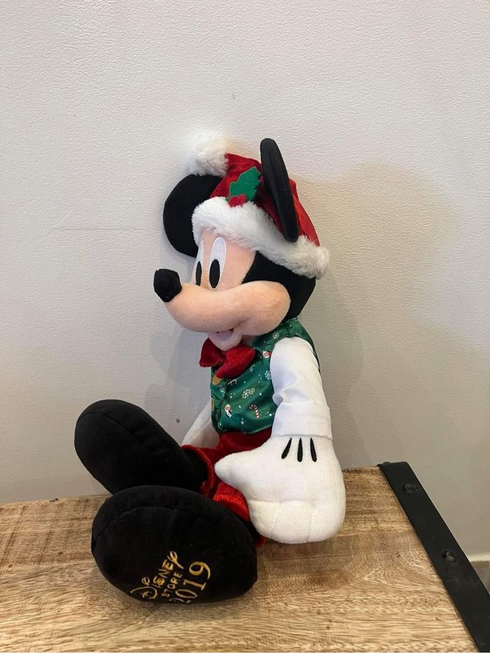Mickey Noël Disneystore 2019  Parfait état  Collection 39e - photo numéro 4